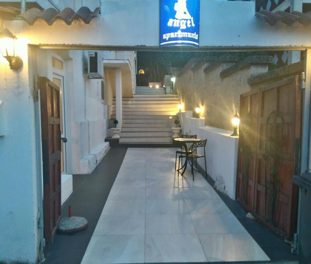 Villa Angel Трогир Екстериор снимка