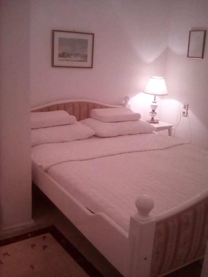 Villa Angel Трогир Екстериор снимка
