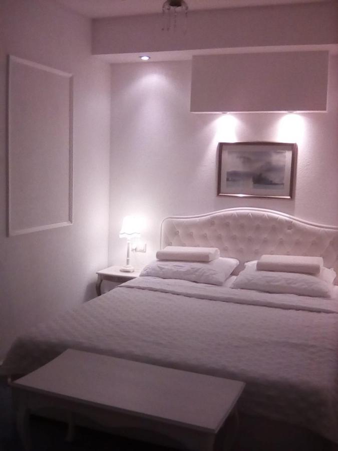 Villa Angel Трогир Екстериор снимка